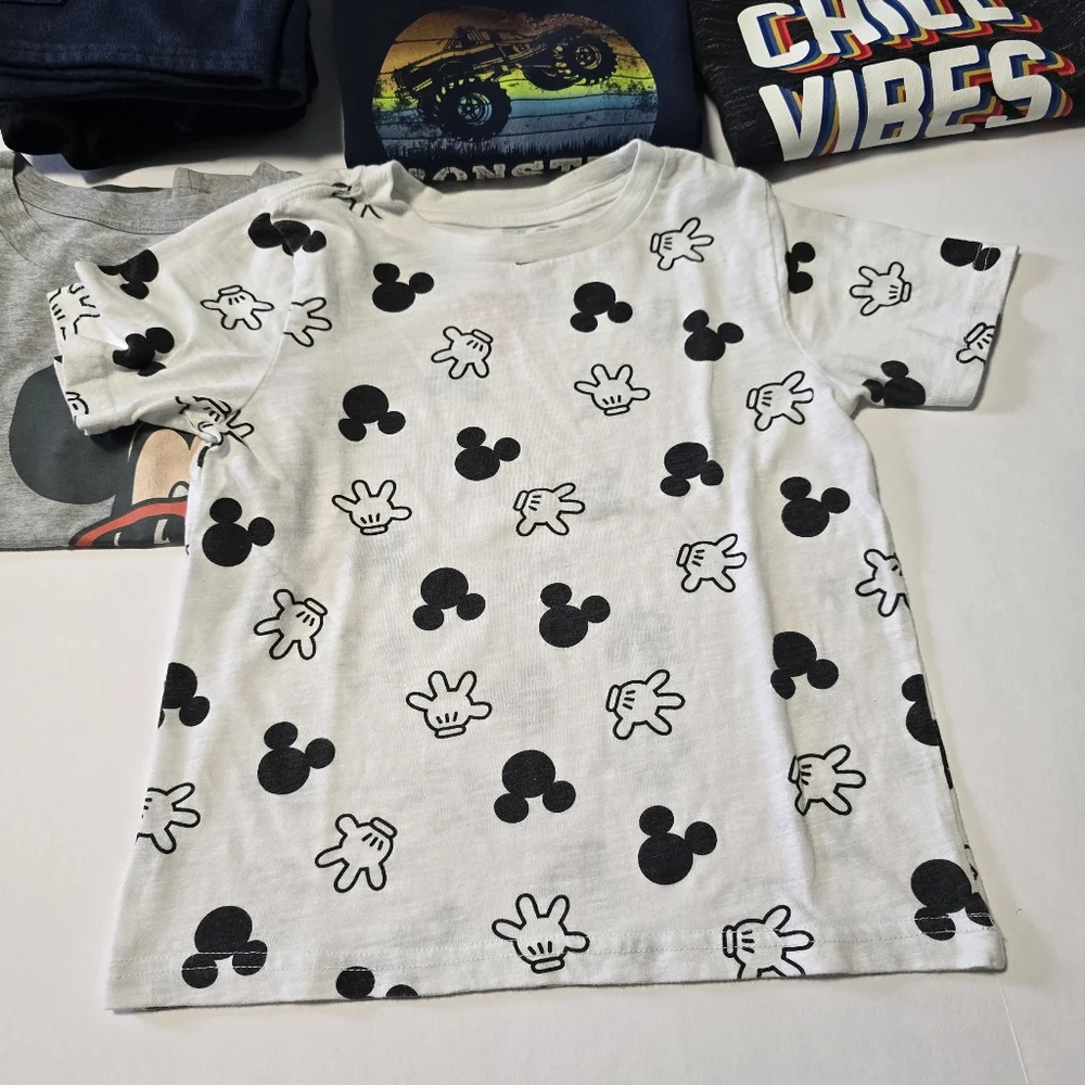 Boys 5T Graphic Tops Assorted Brand Bundle - 13 Items - Picture 8 of 16